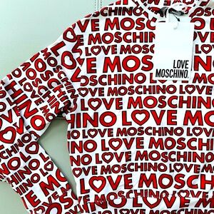 NWT Love Moschino Oversized ‘Love Moschino’ Lightweight Jersey Sweatshirt Size 2